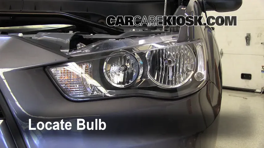 2010 Mitsubishi Outlander ES 2.4L 4 Cyl. Lights